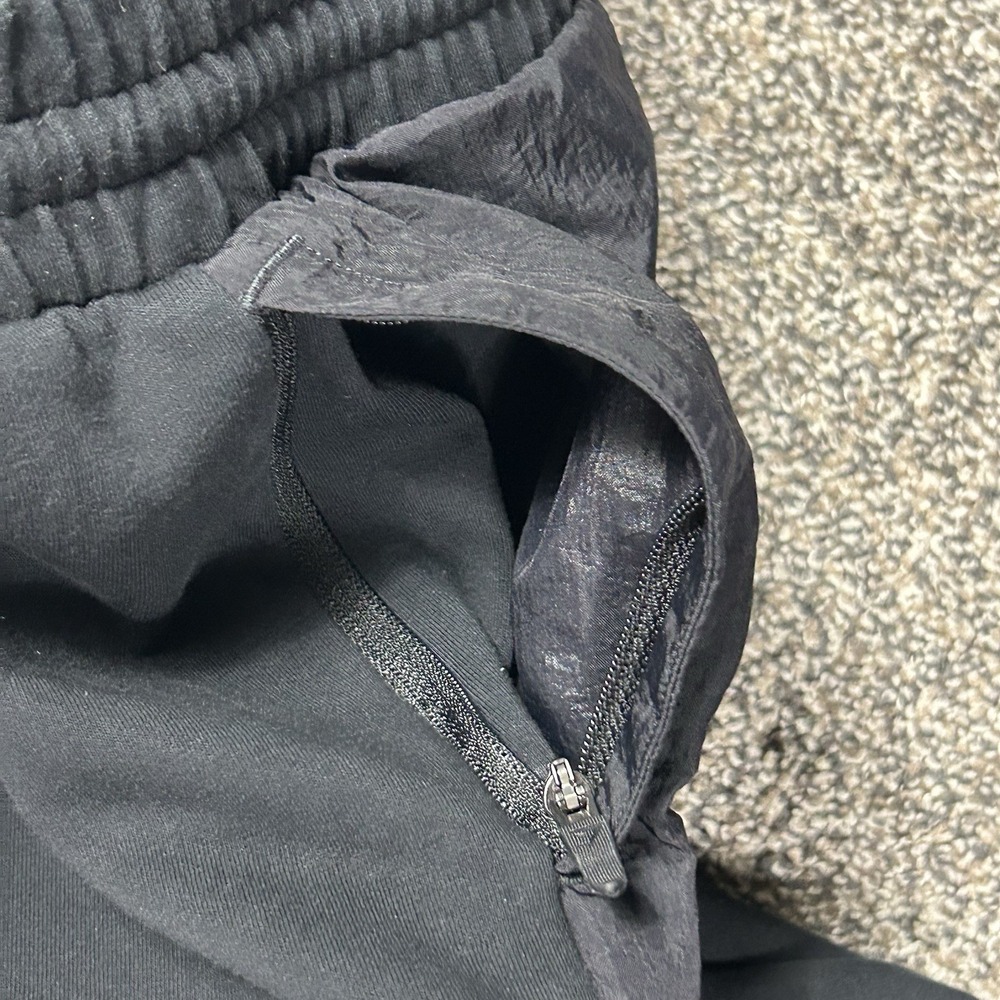 Gymshark‎ Venture Joggers Womens Small Black Training Sweatpants Zip Pockets Gym - Picture 3 of 9